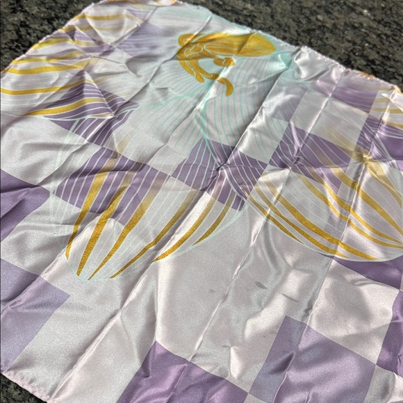 Tatcha Scarf EUC - Picture 3 of 5